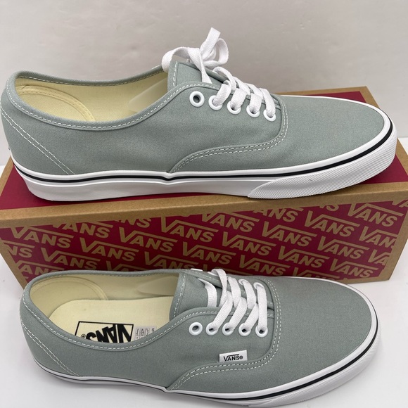 Vans Men’s Lt Gray Canvas Authentic Color Theory Pure Grey
VN000D7YEPO Sneakers - Picture 3 of 16